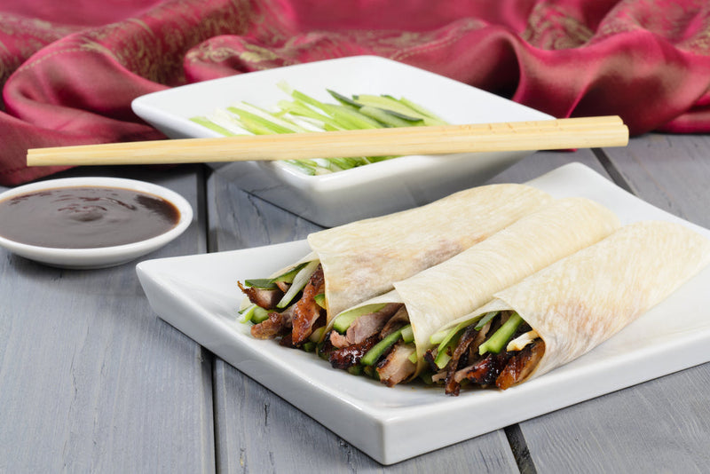 Crispy Aromatic Duck with Mini Pancakes