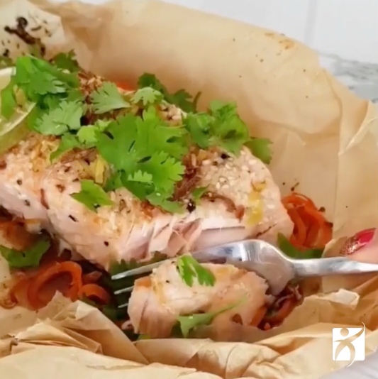 Steamed Salmon and Veggies